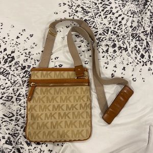 Michael Kors crossbody